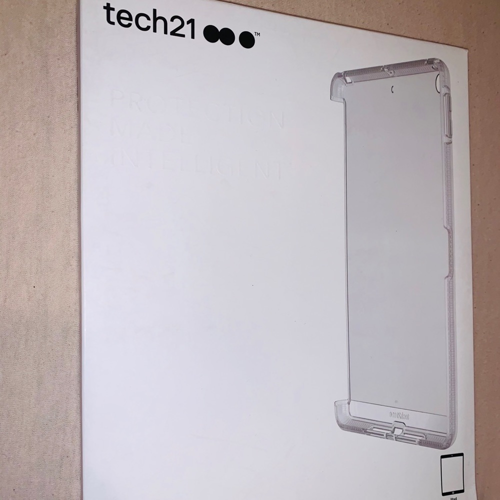 Tech21 Ipad 9.7in 5th Generation Case